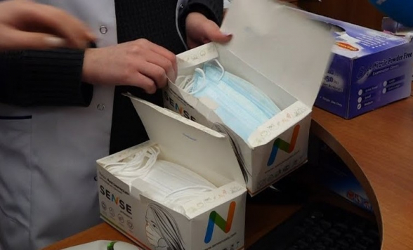 Դեղատներում բժշկական դիմակներ չկան, եղածն էլ վաճառվում է գնից մի քանի անգամ թանկ